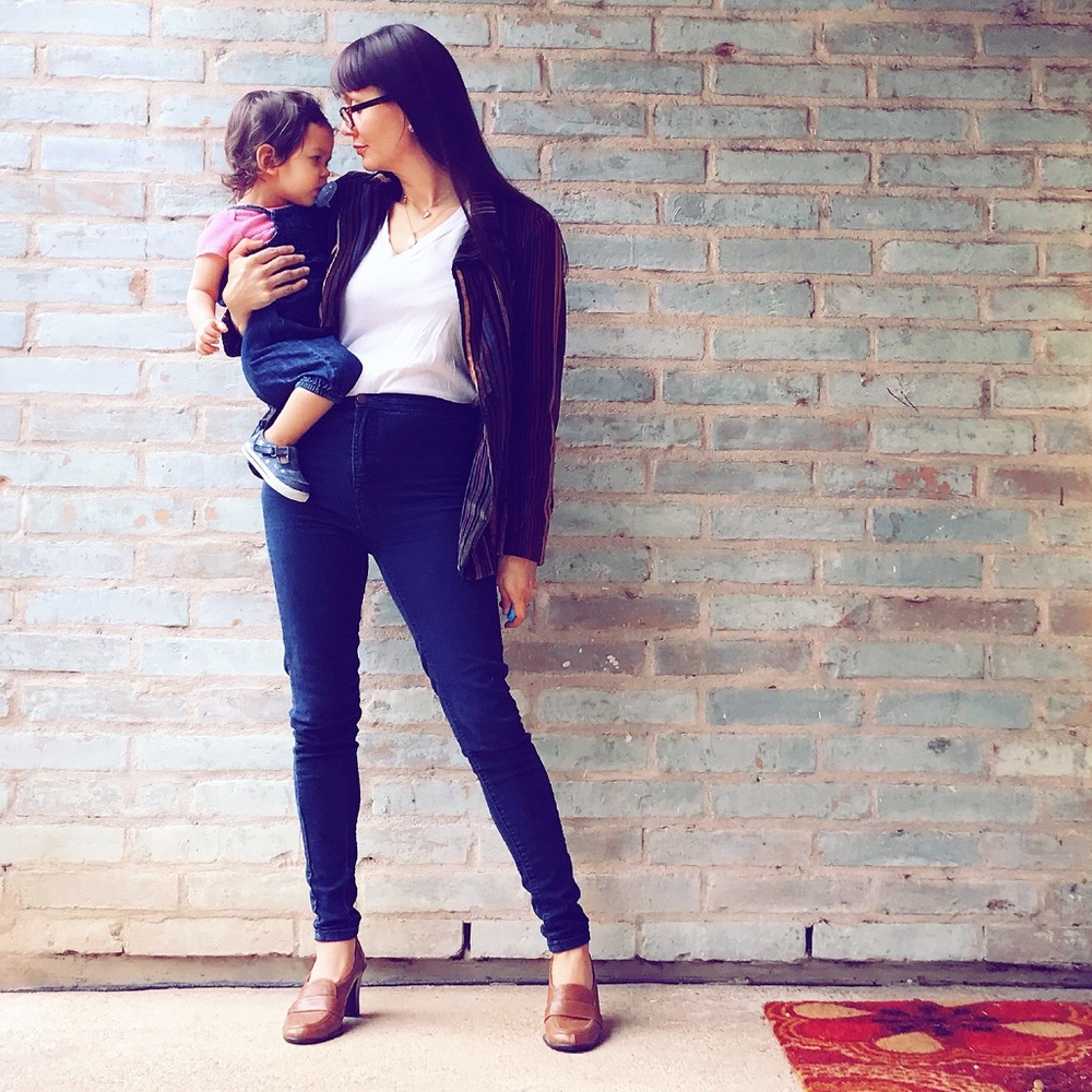 Say hi! 👋 - Picture 3 of 8